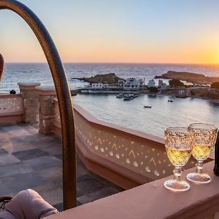 Дом отдыха La Skala Luxury Marios Frangoulis *